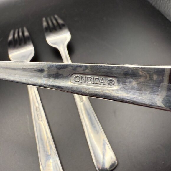 Oneida Anderson Stainless Steel Dinner Forks Set Of 3 Vintage 7.25" Long - Picture 3 of 4